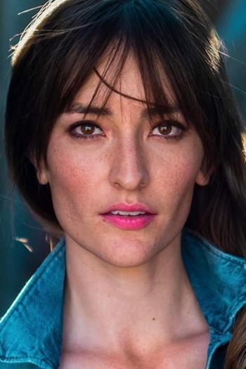 Actor Jocelyn Montoya