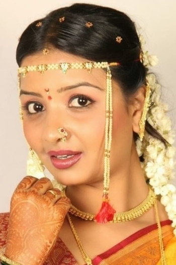 Actor Yogini Chouk