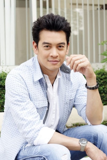 Actor Chakrit Yamnarm