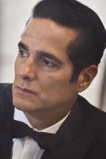 Actor Yul Vazquez
