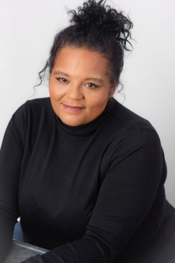 Actor Melissa Kaye Bontempt