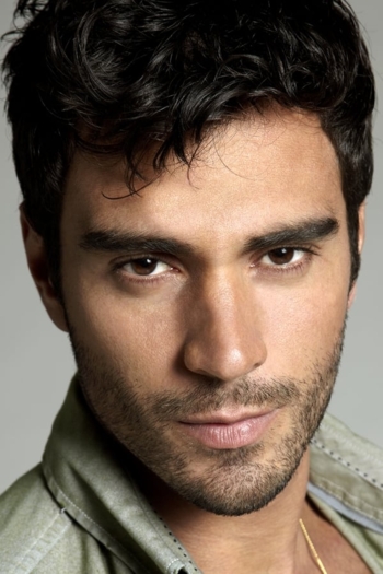 Actor Rodiney Santiago