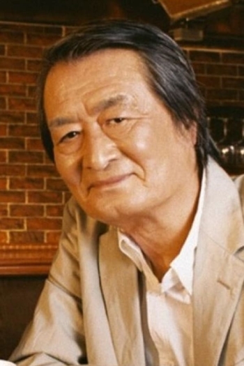 Actor Tsutomu Yamazaki