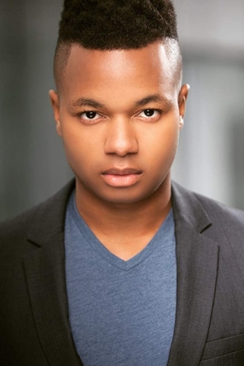 Actor Jacobi Hollingshed