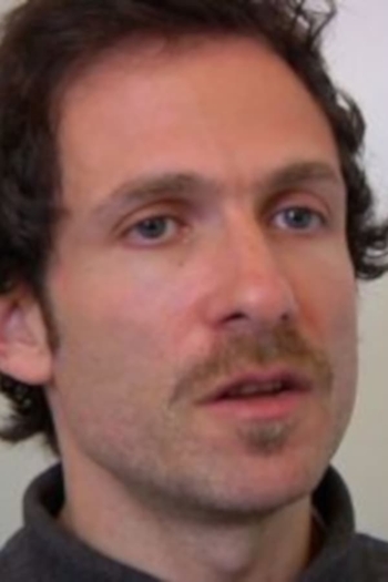 Actor Justin Schlosberg