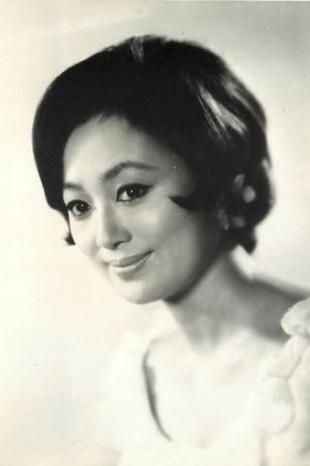 Actor Yuko Hama