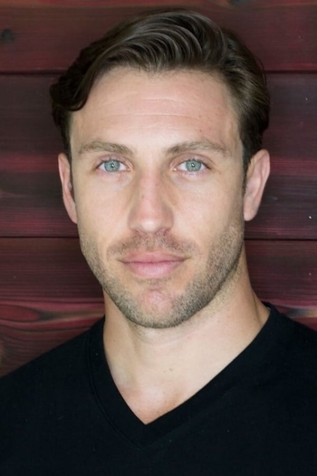 Actor Dylan Moscovitch