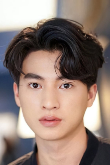 Actor Kanawut Traipipattanapong