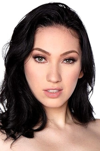 Actor Aria Alexander