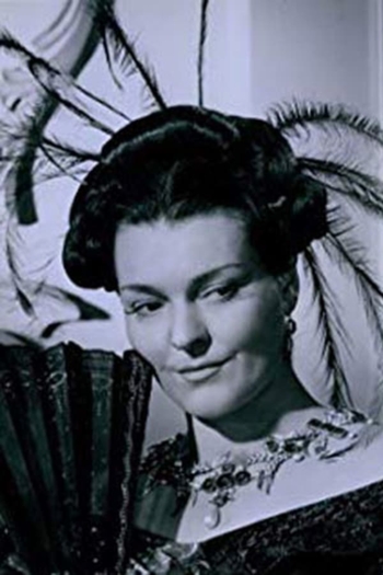 Actor Norma Drury