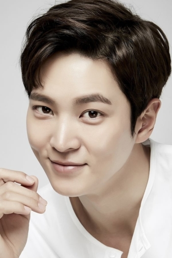 Actor Joo Won