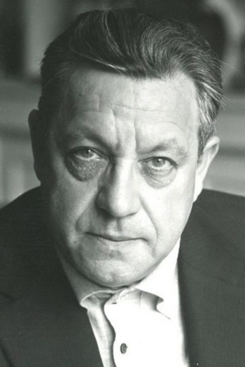 Actor Paul Frankeur