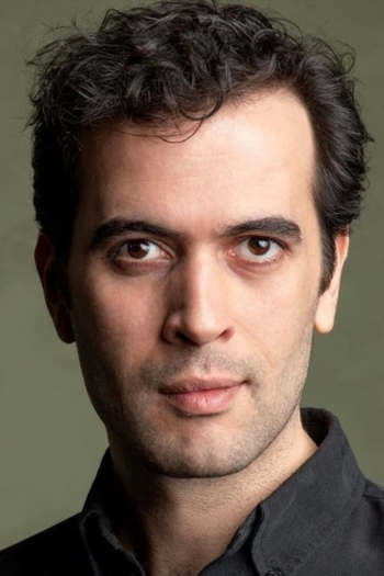 Actor Uygar Özçelik