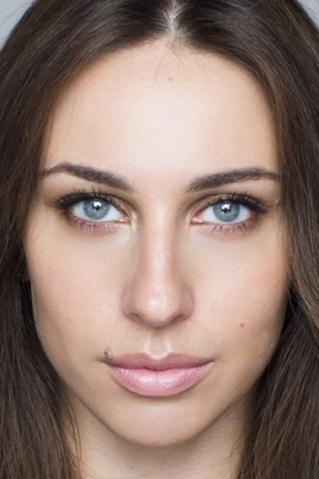 Actor Anastasiya Todorescu