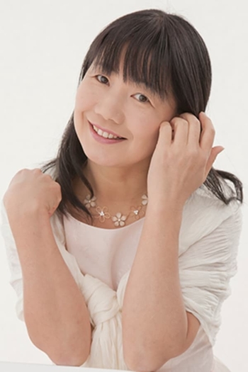 Actor Taeko Kawata