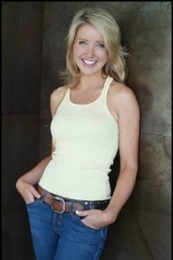 Actor Annette Dominguez