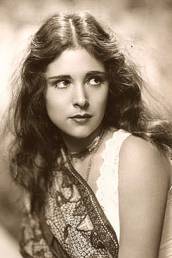 Actor Dorothy Janis
