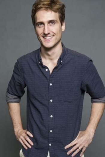 Actor Igor Angelkorte