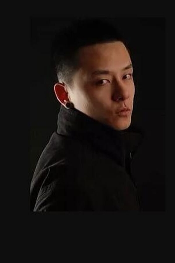 Actor Tianyi Dong