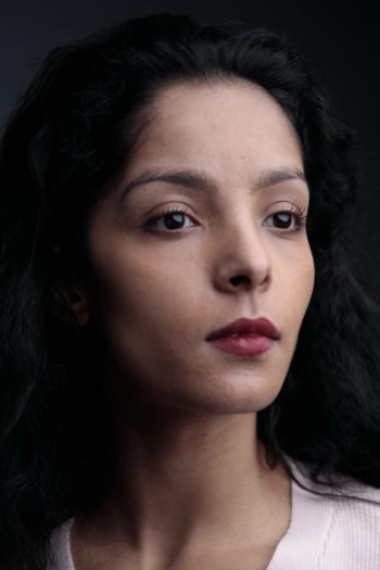 Actor Hannah Rose Caton