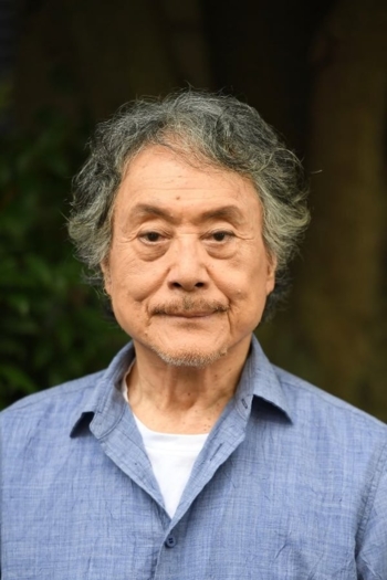 Actor Mikijiro Hira