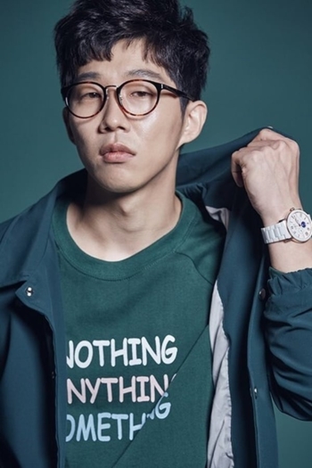 Actor Choi Jae-hwan