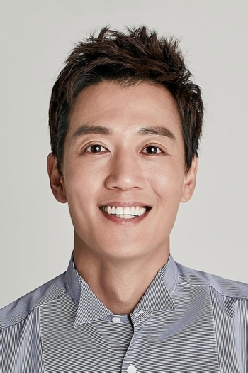 Actor Kim Rae-won
