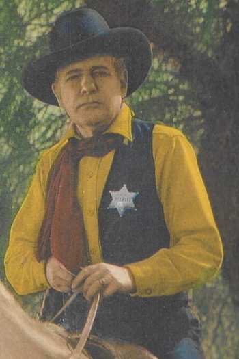 Actor Tom Chatterton