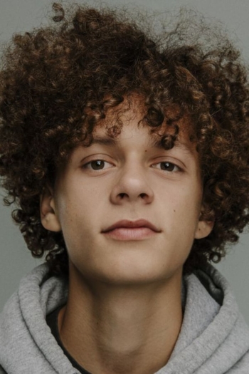 Actor Lévi Doré