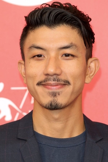 Actor Wanlop Rungkamjad