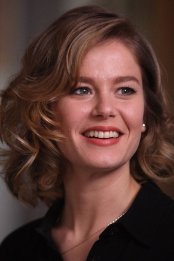 Actor Burcu Biricik