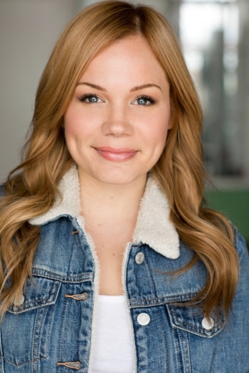Actor Lisa Schwartz