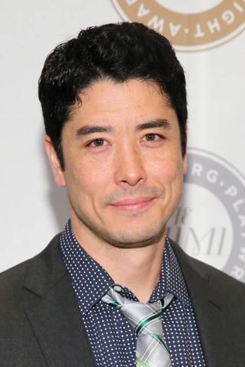 Actor James Yaegashi