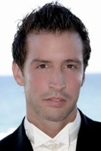 Actor Tony De Sergio