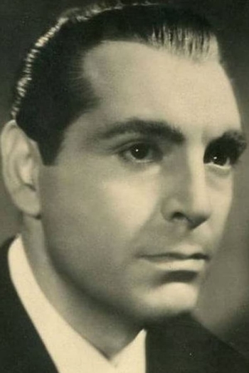 Actor Mino Doro