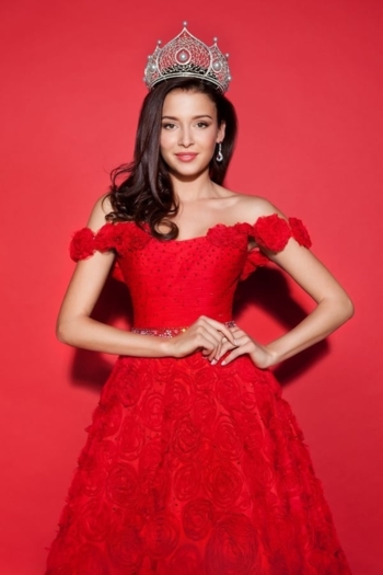 Actor Sofia Nikitchuk