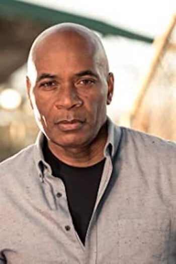 Actor Tony Harris