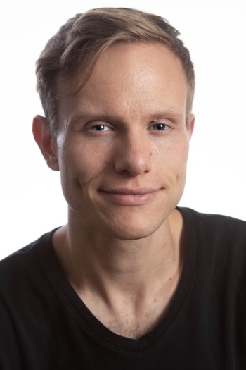 Actor Daniel Dahlstrom