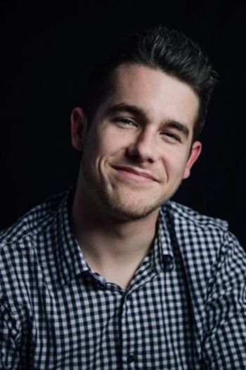 Actor Aaron Mirtes