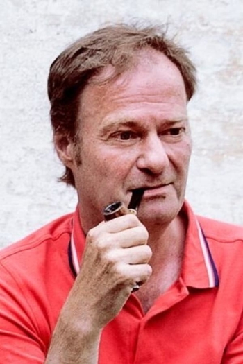 Actor Knud Romer