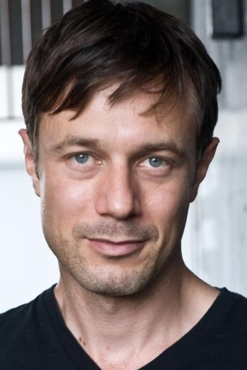 Actor Pascal Langdale