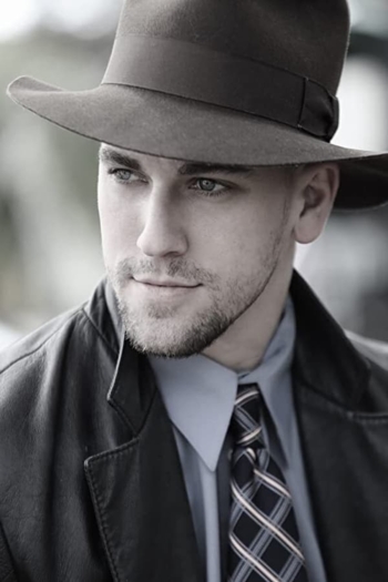 Actor Logan Van Dyke