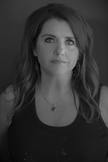 Actor Leslie Jo Huntsman