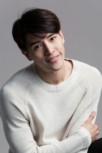 Actor Allen Chen