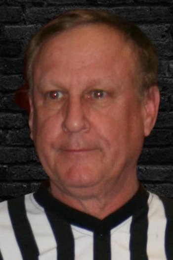 Actor Earl Hebner