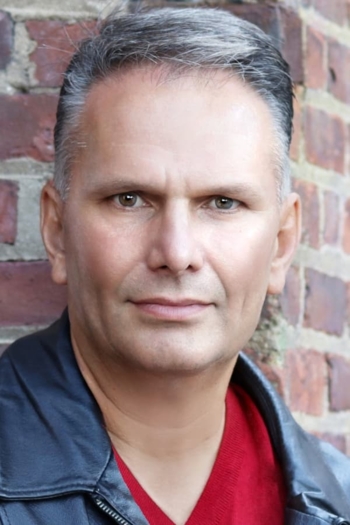 Actor Tommy Bayiokos