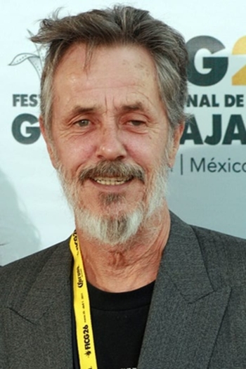 Actor Gabriel Retes