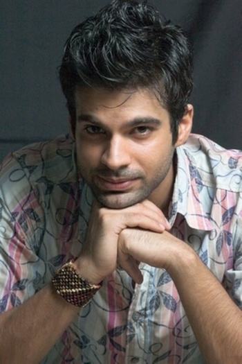 Actor Adnan Malik