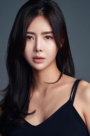 Actor Park Kyoung-hee