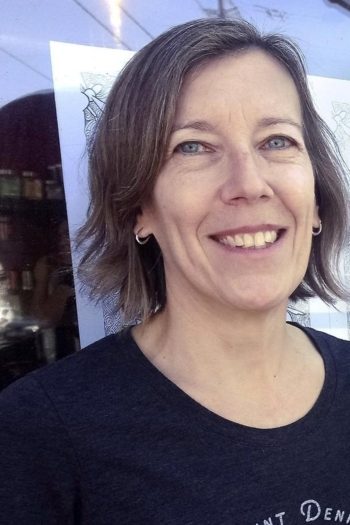 Actor Cassandra Nicolaou